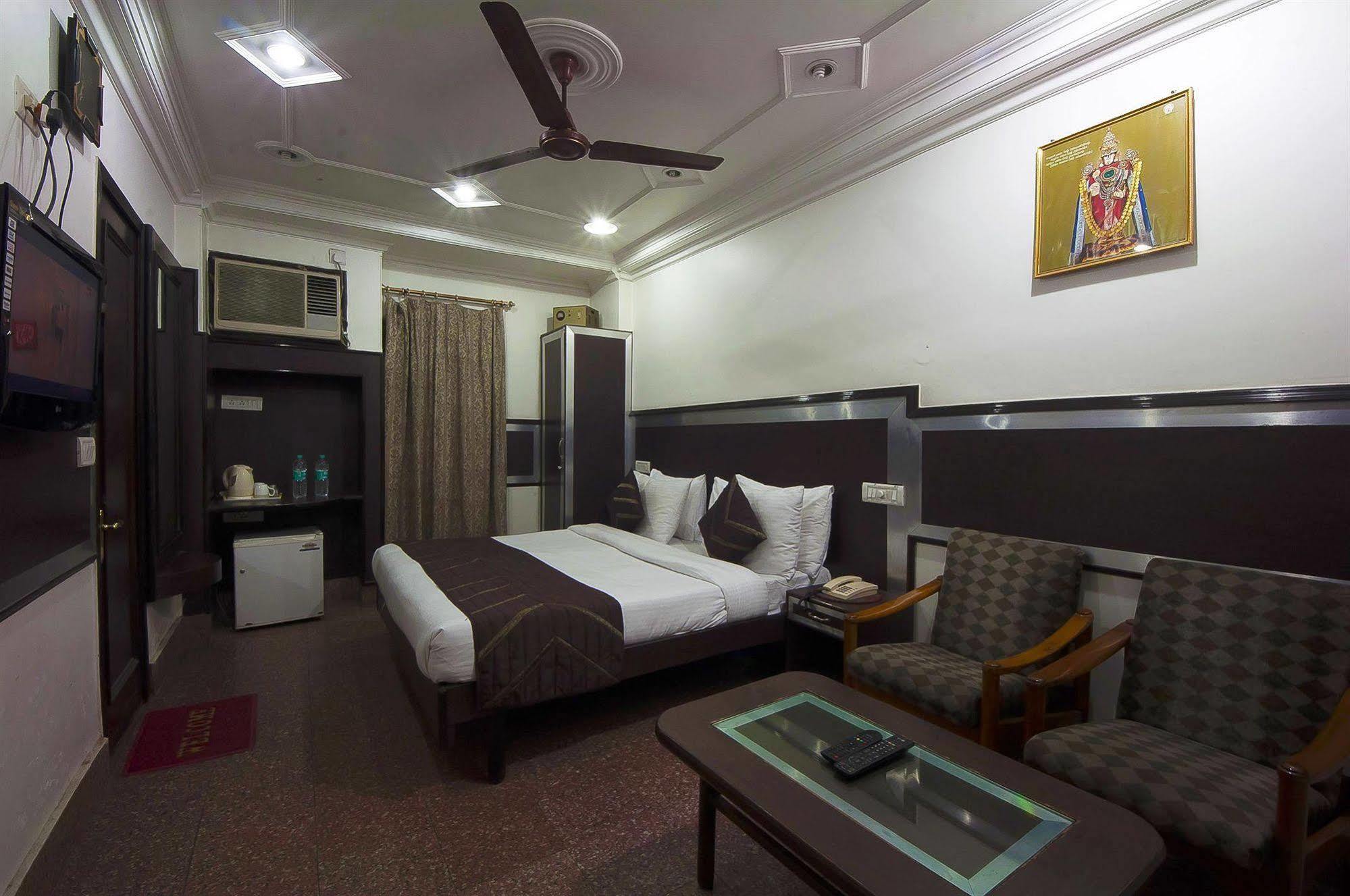 Rama Deluxe Hotel Delhi  Luaran gambar